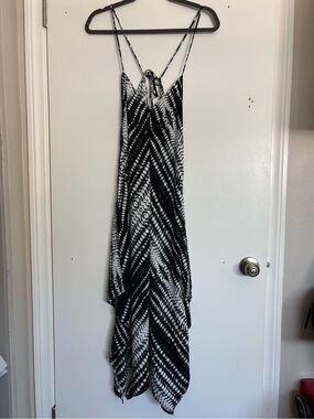 Brigitte Bailey Tie-Dye Hankerchief Dress Black/White Women's Small Flowy Light